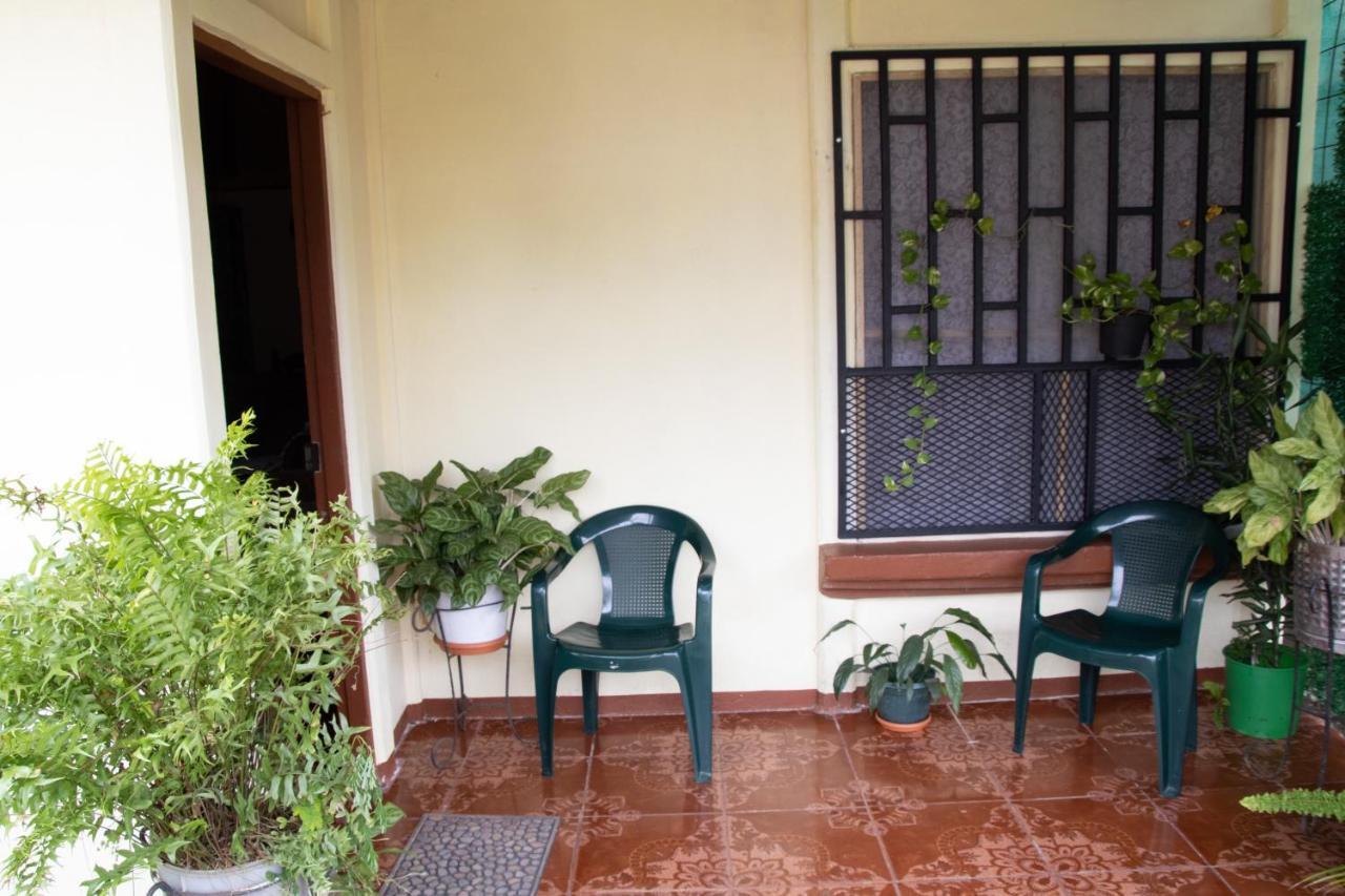 The Corner House Apartment Tortuguero Exterior photo