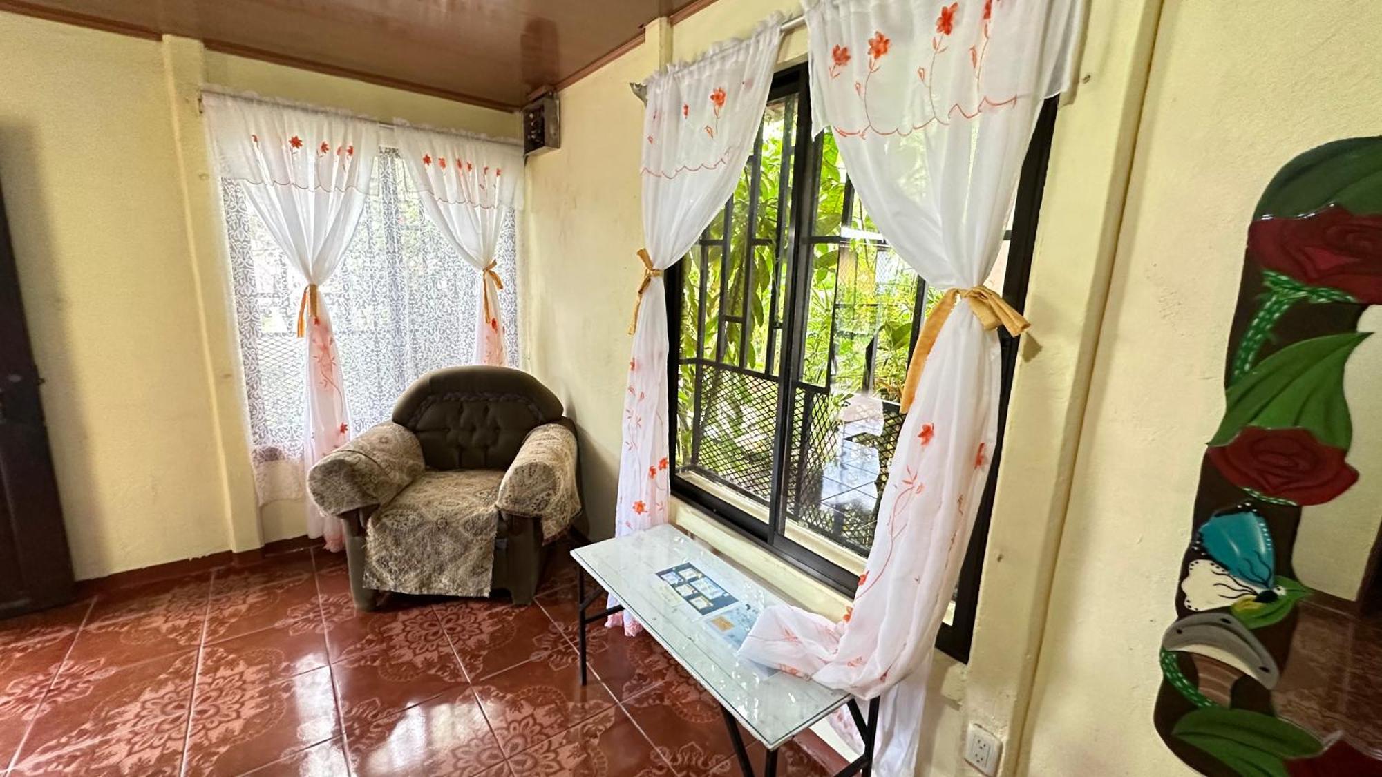 The Corner House Apartment Tortuguero Exterior photo